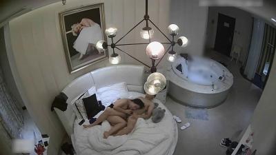 淫语骚话对白乱伦小说-迅雷电影未删减完整版